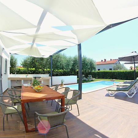 Villa Fjaka Умаг Экстерьер фото